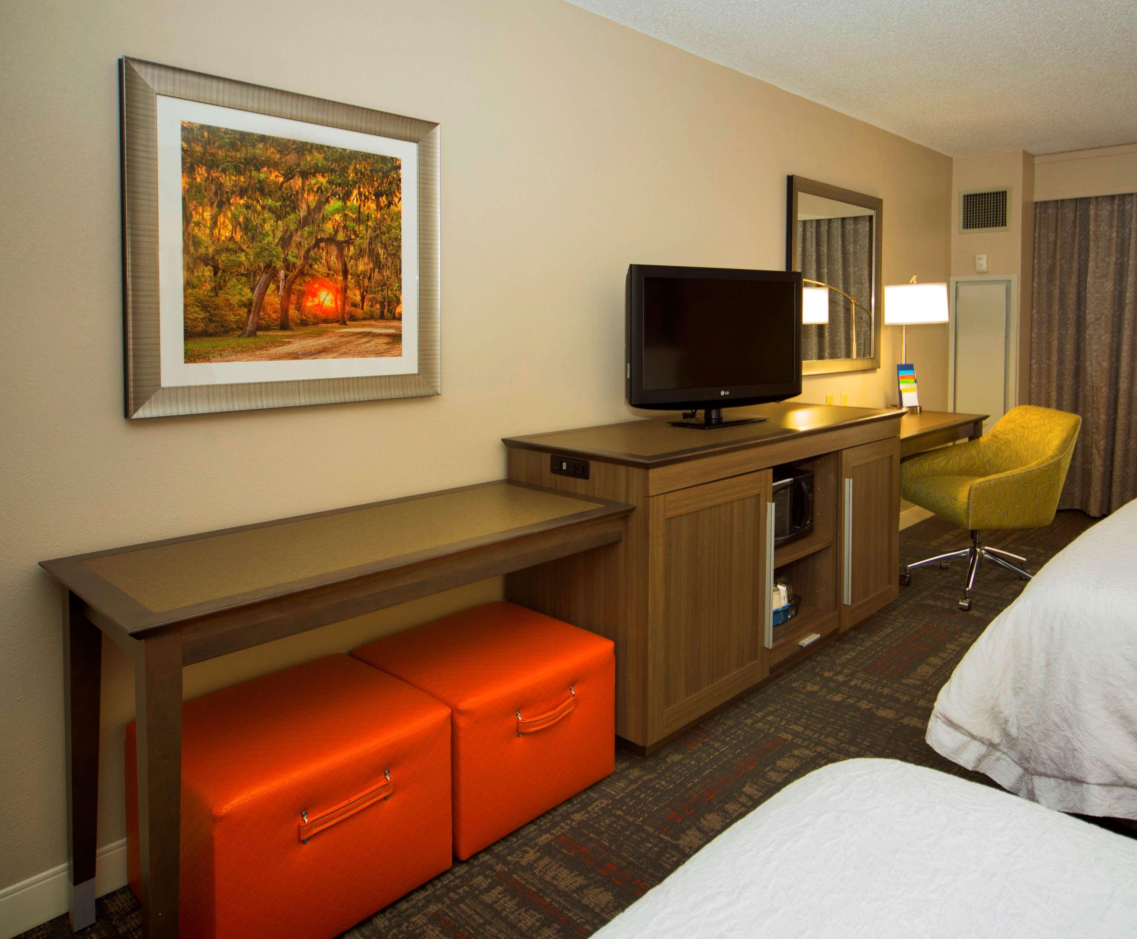 Hampton Inn & Suites Valdosta/Conference Center Exterior foto